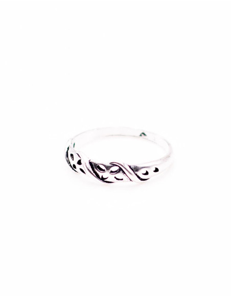 SAN0135D - Anello in argento traforato floreale fatto a mano proveniente dall'India Kimago